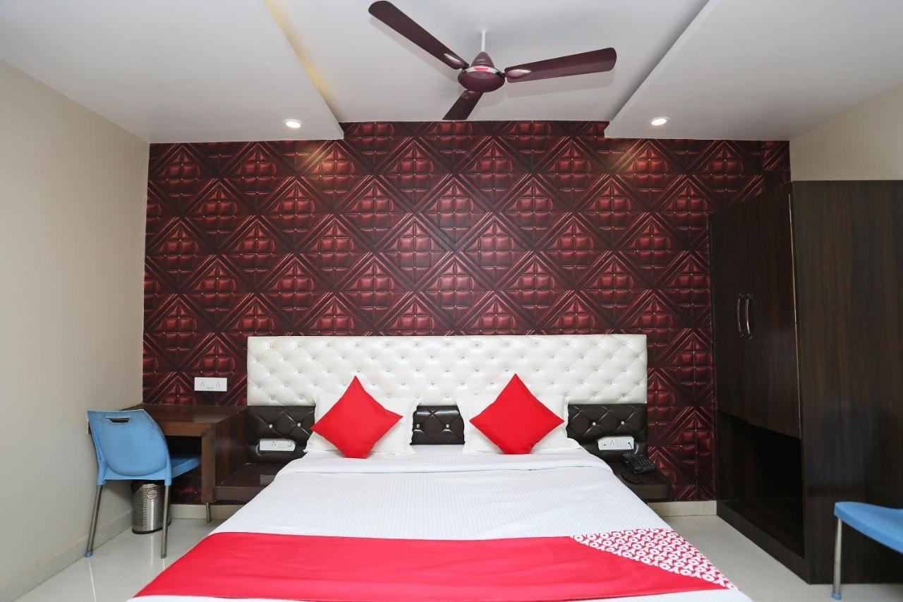 Oyo Flagship 43897 Redstone Hotel Гвалиор Екстериор снимка