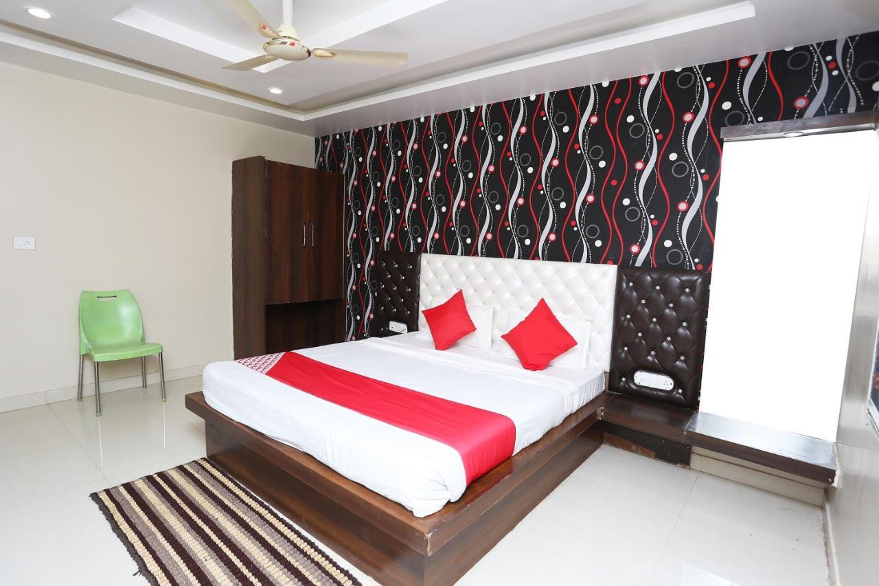 Oyo Flagship 43897 Redstone Hotel Гвалиор Екстериор снимка