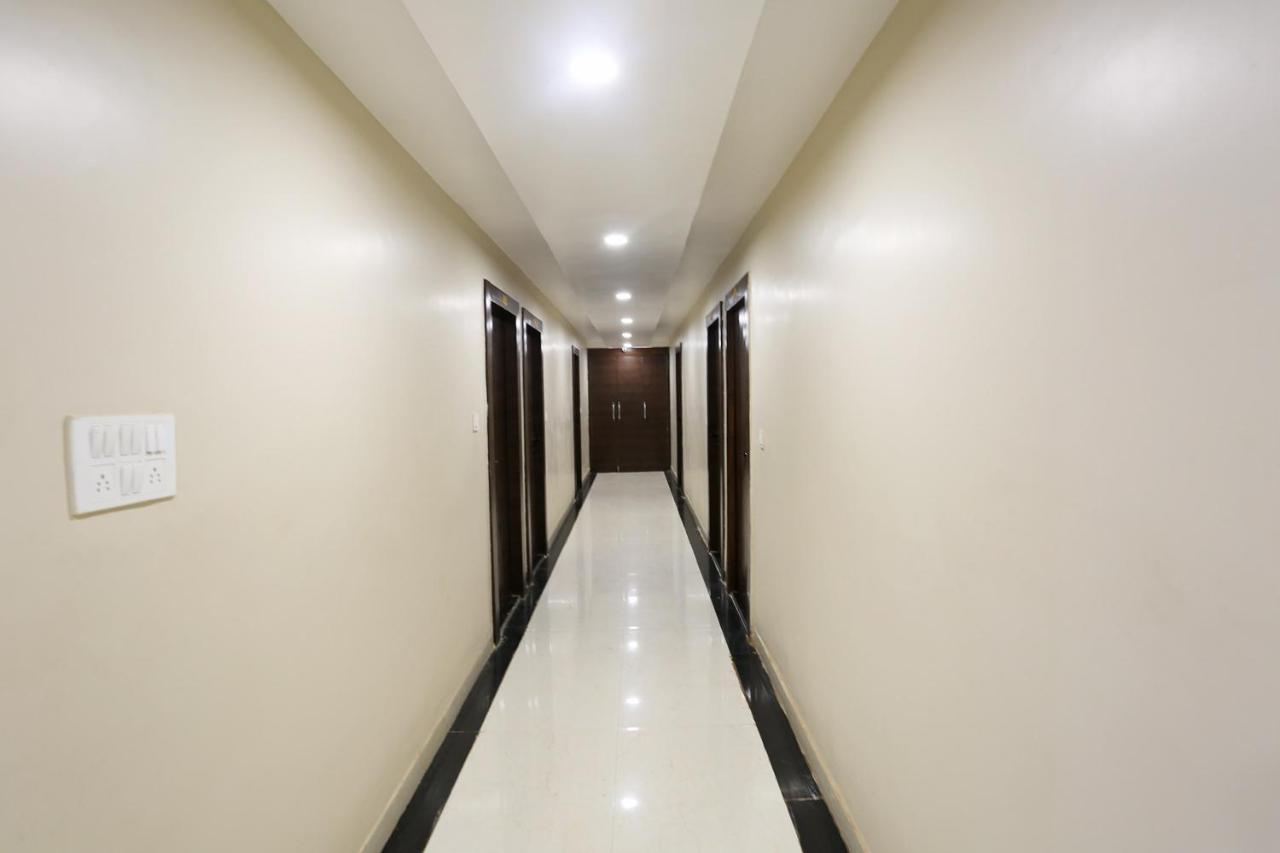 Oyo Flagship 43897 Redstone Hotel Гвалиор Екстериор снимка